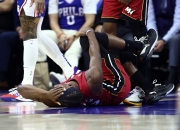 虎扑-包含巴特勒回归赛场，出色防守首场状态亮眼，美国队观众沸腾！的词条