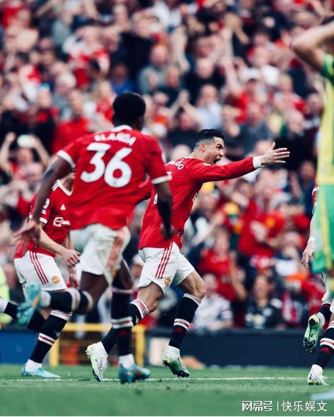 包含C罗意外战胜加拿大队,战术调整引爆全场!引发球迷热议的词条 包含C罗意外战胜加拿大队,战术调整引爆全场!引发球迷热议的词条